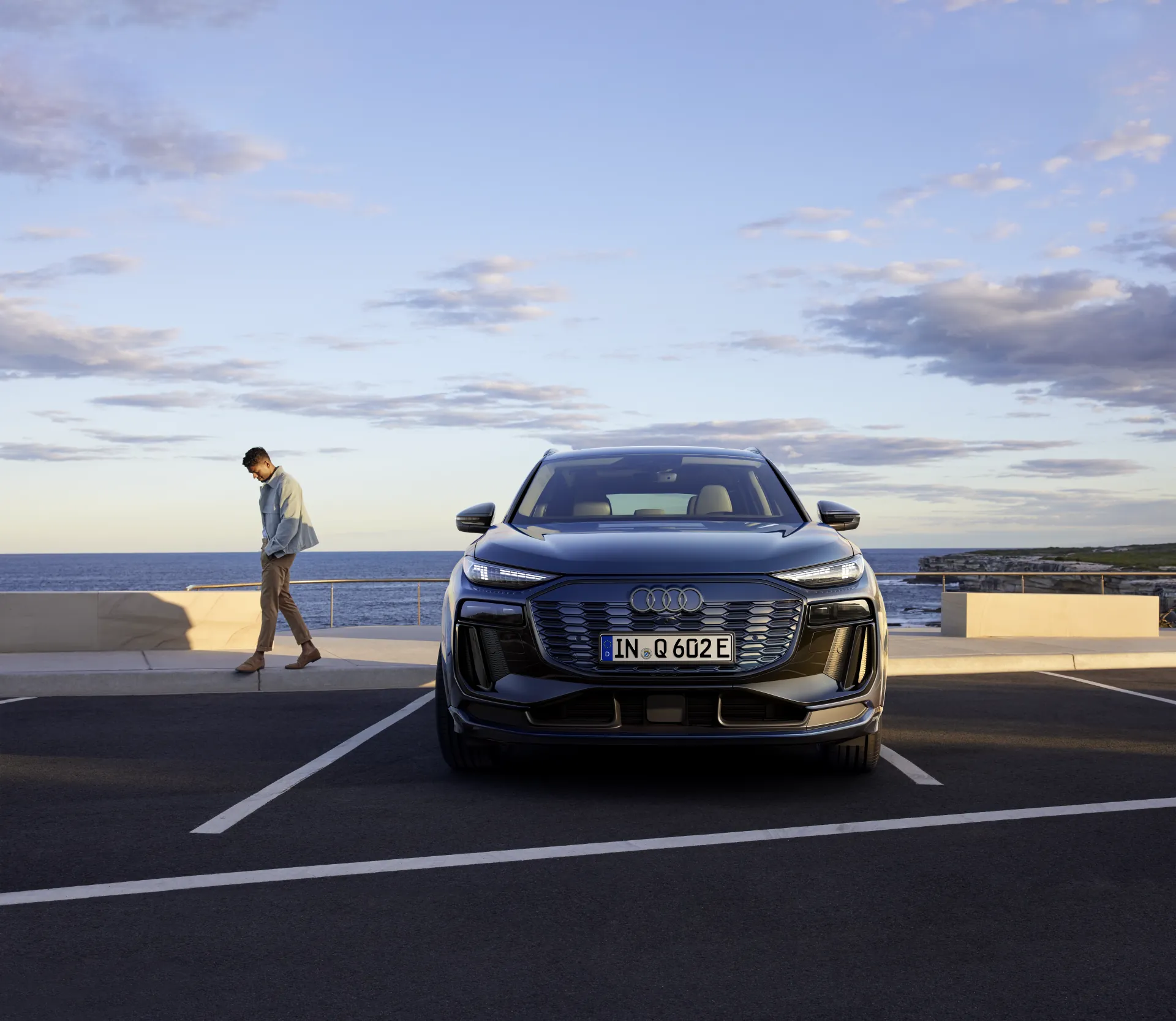 Audi Q6 e-tron - Ảnh 16